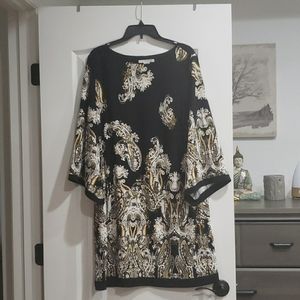 Black XL dress with bell sleeves